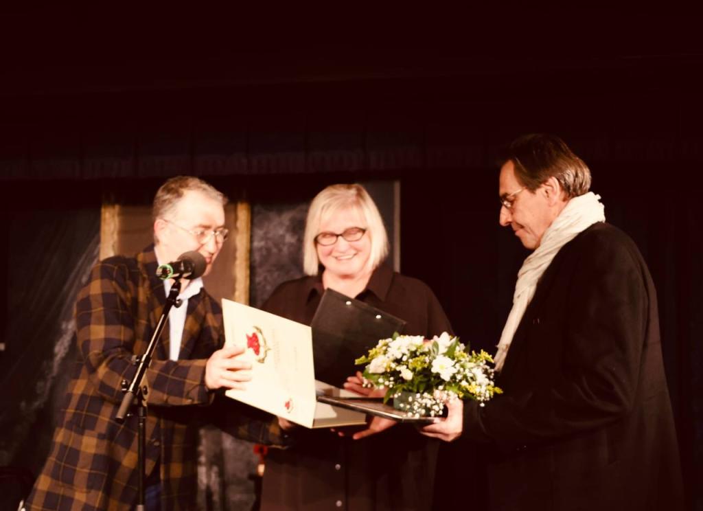 IMG_1972.JPG IMG_1972.JPG